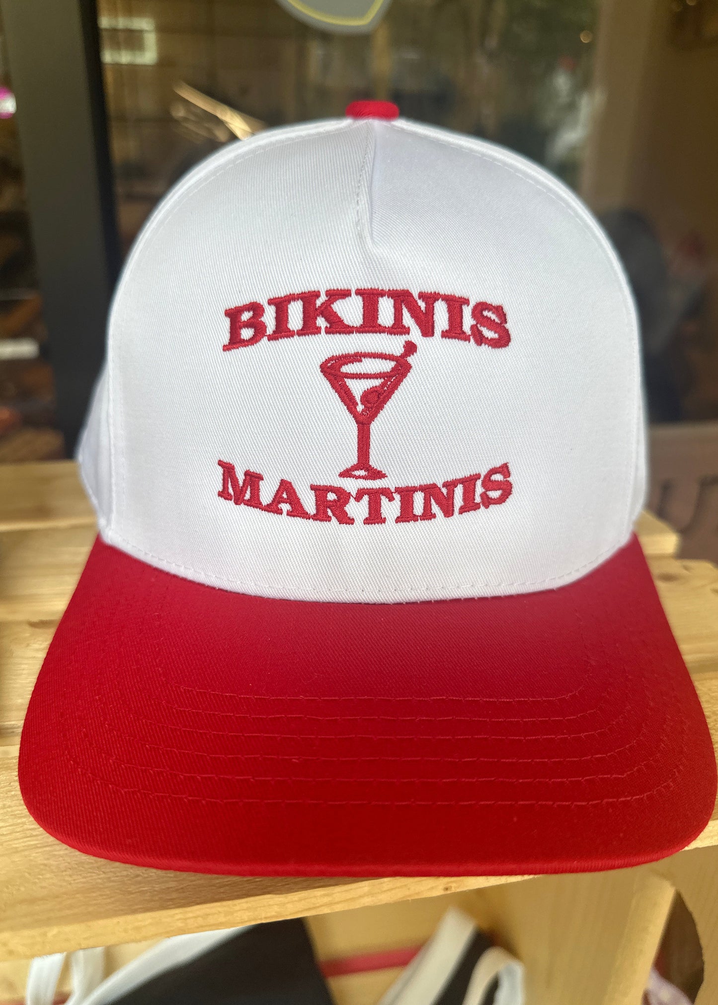 Bikinis & martinis